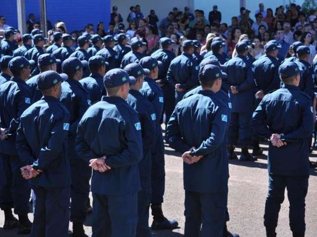 Reinaldo promete abrir concurso para a PM com 500 vagas neste ano