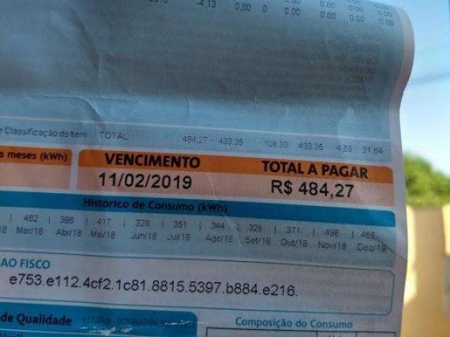 Lei isenta templos religiosos do ICMS de contas de luz, internet e telefone