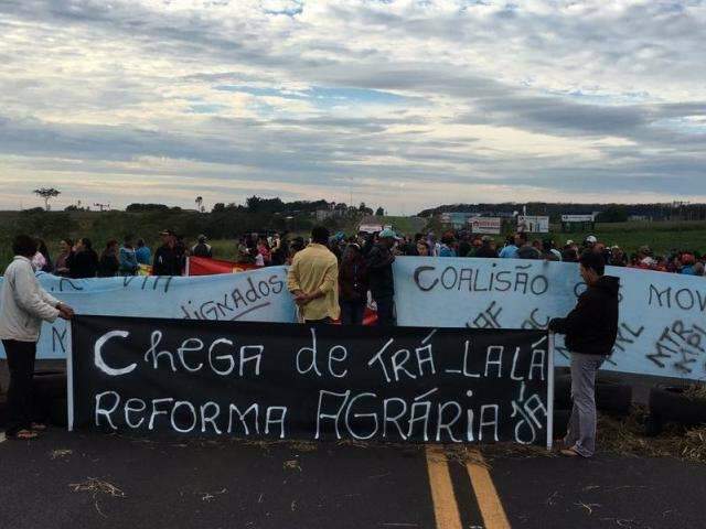 Manifestantes exigem presen&ccedil;a da CCR para liberar BR-163