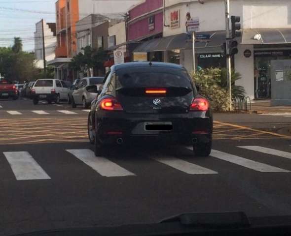 Desrespeito das leis de tr&acirc;nsito no dia a dia incomoda leitores 