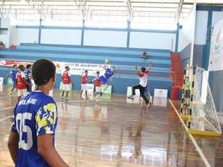 Torneio de handebol para alunos de 12 a 17 anos começa na próxima terça-feira (Foto: Fundesporte/Divulgação)