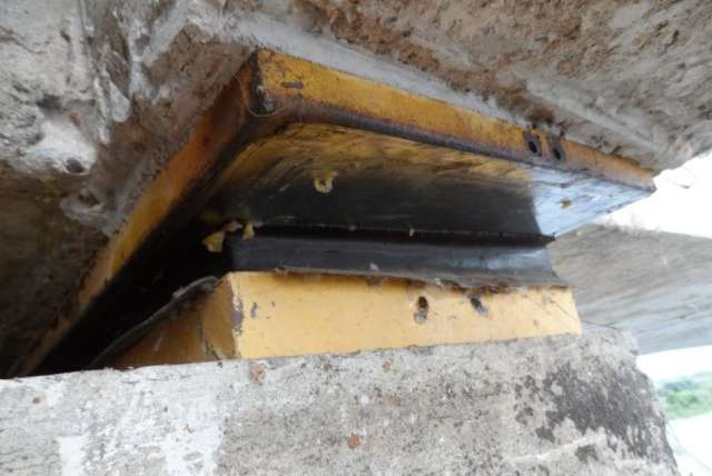 Estado decreta emerg&ecirc;ncia para construir prote&ccedil;&atilde;o em ponte