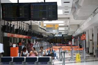 Páscoa tem projeção de 2,3 mil passageiros a menos no aeroporto de Campo Grande (Foto: Arquivo/Campo Grande News)