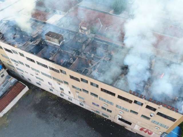 Andar onde inc&ecirc;ndio come&ccedil;ou tinha 5 h&oacute;spedes, mas eles estavam fora
