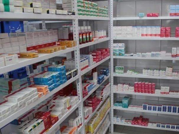 Farm&aacute;cias devem listar rem&eacute;dios contraindicados para dengue