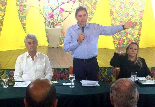 Prefeito refor&ccedil;a que n&atilde;o pagar&aacute; demiss&otilde;es de 250 contratados na Omep e Seleta
