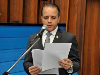 Deputados Carlos Alberto David (PSL) retirou projeto que tratava sobre Lei Maria da Penha (Foto: Assessoria/ALMS)