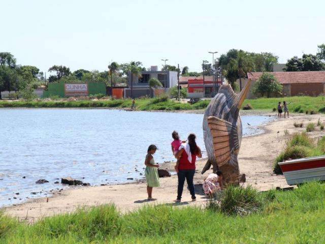 Ap&oacute;s assoreamento, prefeito far&aacute; limpeza geral na Lagoa Itatiaia