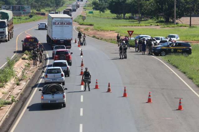 Mortes aumentam em 7% e Pol&iacute;cia Rodovi&aacute;ria Federal apela a radar m&oacute;vel 