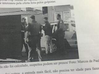 Reportagem de um jornal do interior de São Paulo que mostra quando Wilian foi preso por estelionato (Foto: reprodução) 