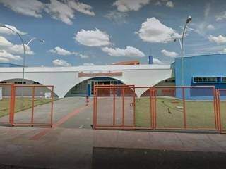 Fachada da Unidade de Saúde do Bairro Nova Lima, em Campo Grande. (Foto: Reprodução Google/Arquivo).