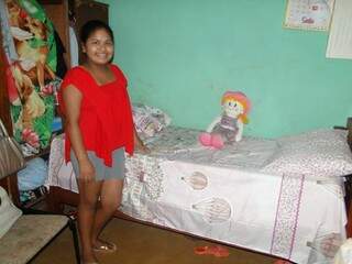 Menina de 12 anos pede o primeiro presente de Natal: uma cama para dormir