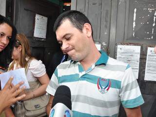 Hugleice da Silva no dia em que saiu do Instituto Penal de Campo Grande, há pouco mais de dois meses. (Foto: Arquivo/João Garrigó)