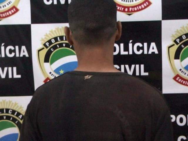 Homem que fugiu ap&oacute;s furtar e capotar carro com as provas do Encceja &eacute; preso 