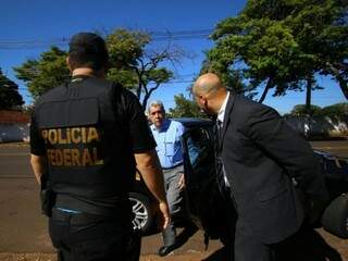 Ex-governador chegando no Patronato Penitenciário para colocar tornozeleira. (Foto: André Bittar).