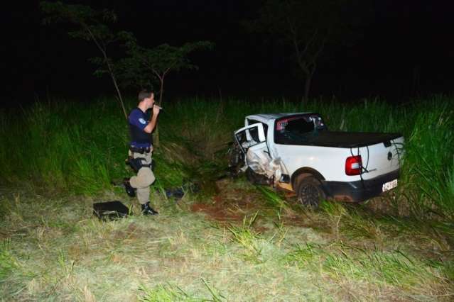 Empresário e condutor morrem em colisão frontal de carros na BR-267