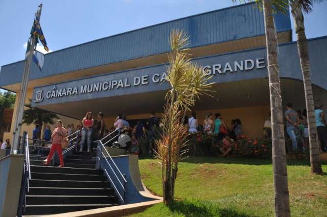 Comiss&atilde;o da C&acirc;mara e  professores vai liderar negocia&ccedil;&atilde;o com Olarte 