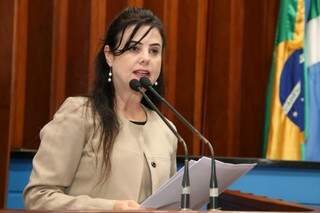 Deputada Mara Caseiro apresentou projeto na Assembleia (Foto: Assessoria/ALMS)