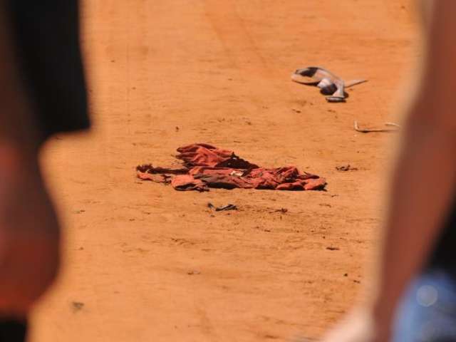 Torturado e queimado seria ladr&atilde;o; pol&iacute;cia suspeita de acerto de contas