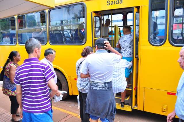 Ap&oacute;s tr&ecirc;s d&eacute;cadas, prefeitura abre licita&ccedil;&atilde;o do transporte coletivo