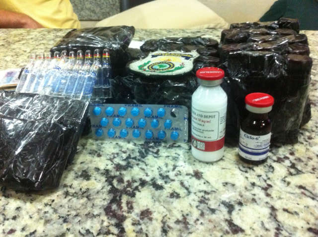  PRF apreende 235 ampolas de anabolizantes na BR-163, em Jaraguari