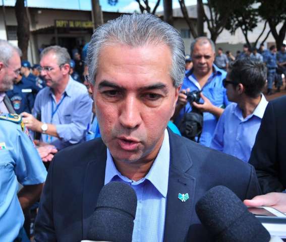 Reinaldo diz que vai concluir obras em rodovias, mas n&atilde;o confirma hospital