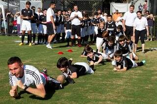 Treinamento dado pela Juventus em campos brasileiros. (Foto: Divulgação)