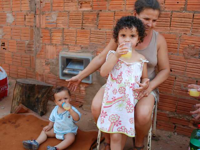  Popula&ccedil;&atilde;o reclama de fogo em reserva do Ex&eacute;rcito no Jardim Campo Verde