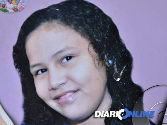  M&atilde;e procura por filha de 10 anos desaparecida em Corumb&aacute;