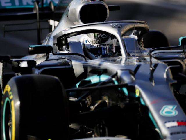 Corrida que pode dar t&iacute;tulo a Hamilton come&ccedil;a com Bottas na pole position