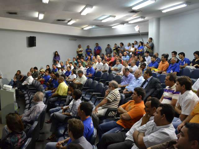  Condi&ccedil;&atilde;o para edital, audi&ecirc;ncia sobre transporte coletivo n&atilde;o atrai usu&aacute;rios