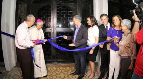 Governador participa de reinauguração da Catedral em Dourados