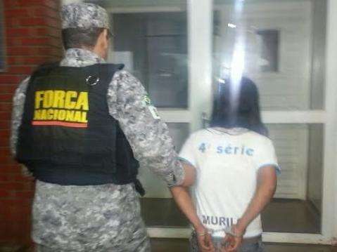 Menina de 13 anos reage a assalto e &eacute; morta a facadas por outra de 17 anos