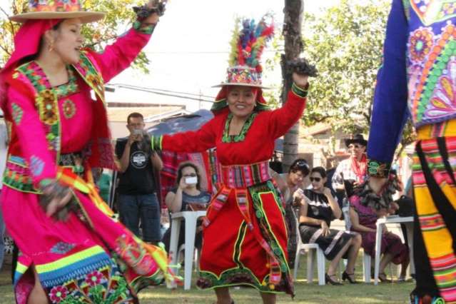 Pra&ccedil;a Bol&iacute;via retoma as atividades no pr&oacute;ximo domingo na Capital