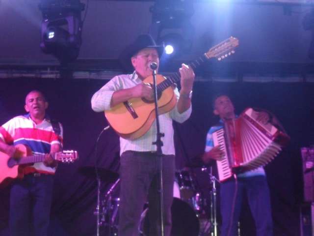 Blazer tomba na BR-060 e mata cantor sertanejo que fez sucesso em MS