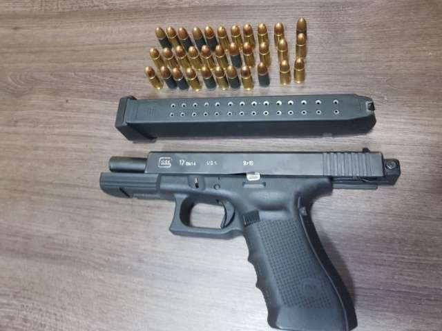 Arma de pistoleiro do PCC foi usada em dois atentados na fronteira