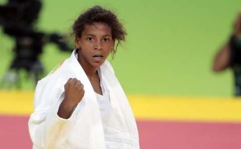 Judoca Rafaela Silva vence romena e vai para a final do peso leve