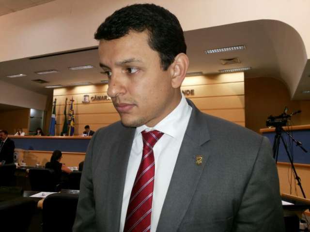 Relator de CPI promete investigar doen&ccedil;a que Bernal usou para n&atilde;o depor hoje