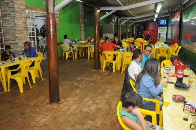 &Eacute; no atendimento que Vizinho faz da sua a Pizzaria Mais Popular de Campo Grande