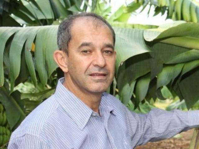Prefeito de Paranhos sofre atentado a tiros ao chegar em casa