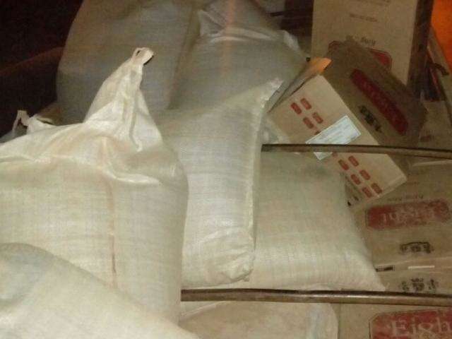 Motorista &eacute; preso transportando 40 mil pacotes de cigarros contrabandeados