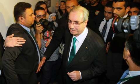 Eduardo Cunha renuncia ao cargo de presidente da Câmara Federal