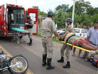 Um deles foi encaminhado com escoreações para o Hospital Regional em Coxim. (Foto: PC de Souza/Edição de Notícias)