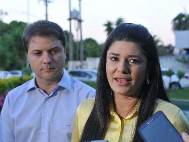 Prioridade &eacute; terminar obras paradas, diz Rose ao registrar candidatura