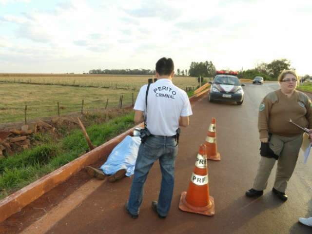  Motociclista morre ap&oacute;s colidir com placa de sinaliza&ccedil;&atilde;o na BR-163