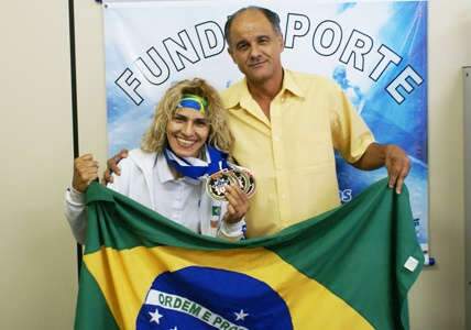  Bracista Cris Rejane conquista 4 medalhas em mundial nos EUA 