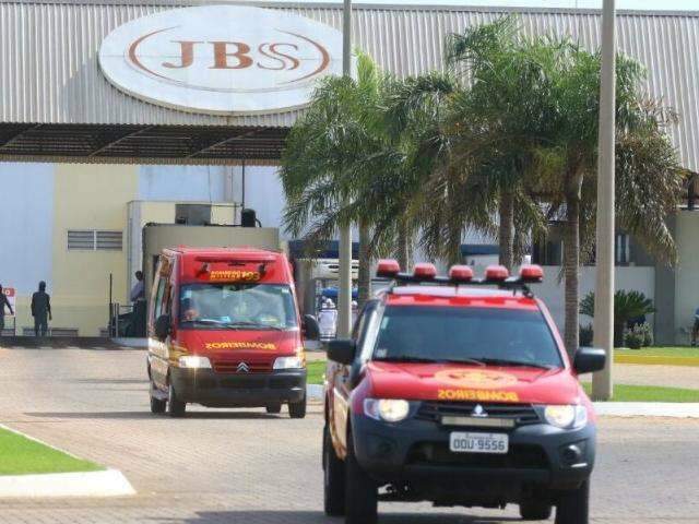 Em menos de 2 meses, bombeiros atendem vazamento de am&ocirc;nia no JBS 