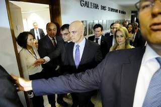 Senado aprova indicação de Alexandre de Moraes ao Supremo Senado aprova indicação de Alexandre de Moraes ao Supremo