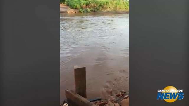 Ponte de R$ 80 mil desaba ap&oacute;s 7 meses em Guia Lopes