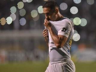 Jean Mota marcou dois dos 3 gols do Santos, esta noite. (Foto: Reprodução/Facebook/SantosFC) 